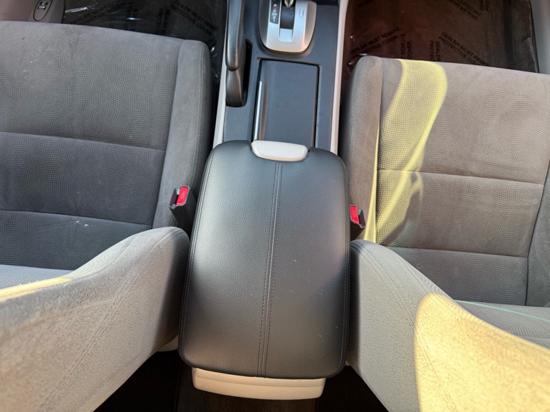 2009 Honda Accord Image 21