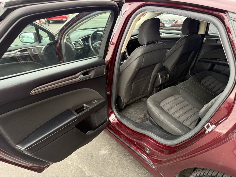 2018 Ford Fusion Image 27