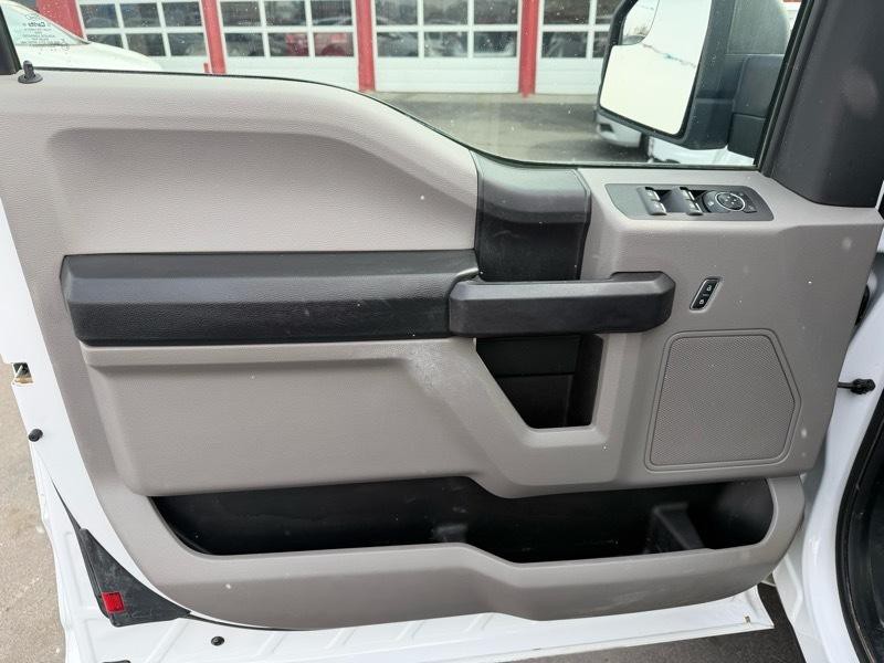 2016 Ford F-150 Image 11