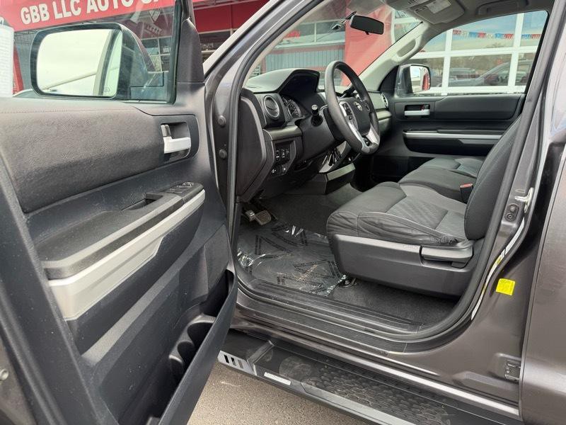 2016 Toyota Tundra Image 11