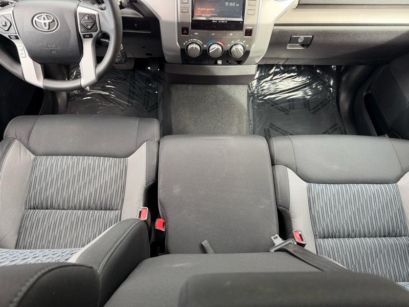 2016 Toyota Tundra Image 16