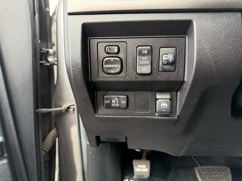2016 Toyota Tundra Image 18