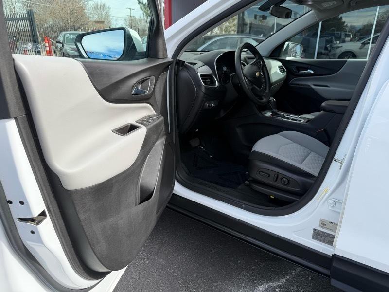 2018 Chevrolet Equinox Image 11
