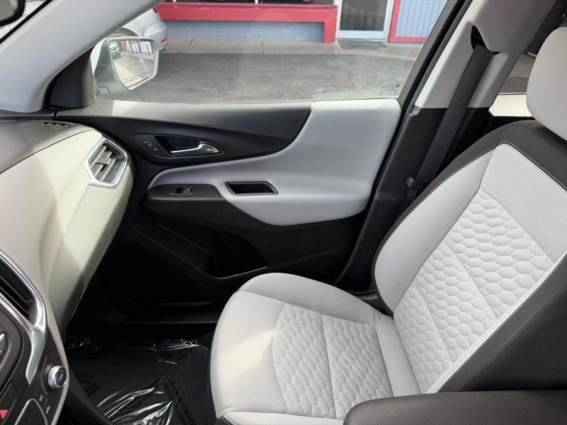 2018 Chevrolet Equinox Image 13