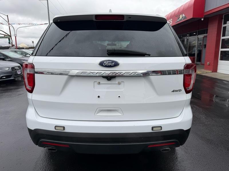 2017 Ford Explorer Image 4