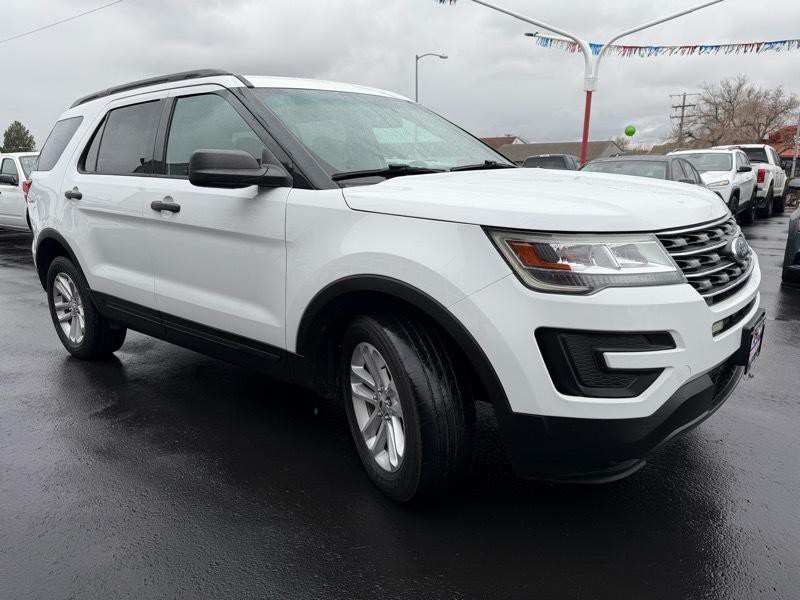 2017 Ford Explorer Image 9