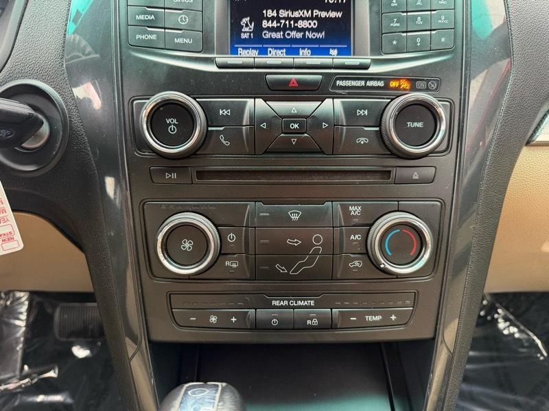 2017 Ford Explorer Image 16