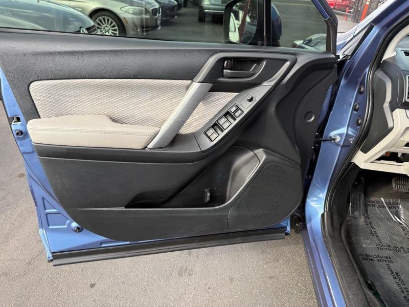 2018 Subaru Forester Image 13