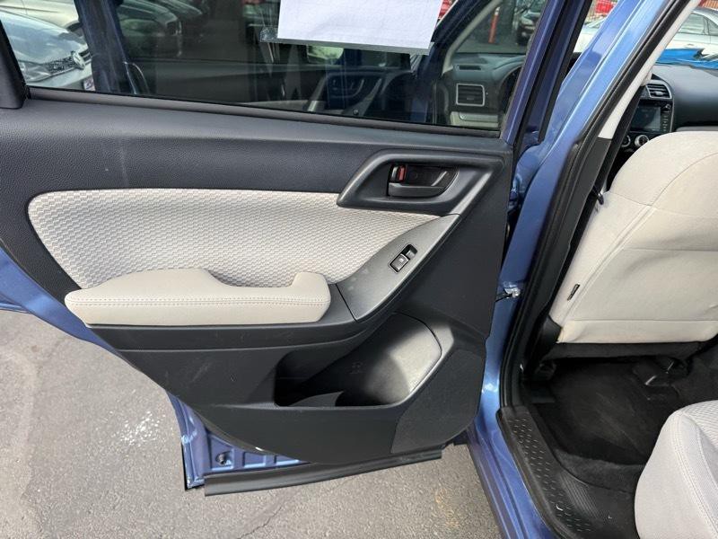 2018 Subaru Forester Image 29