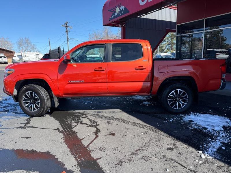 2016 Toyota Tacoma Image 2