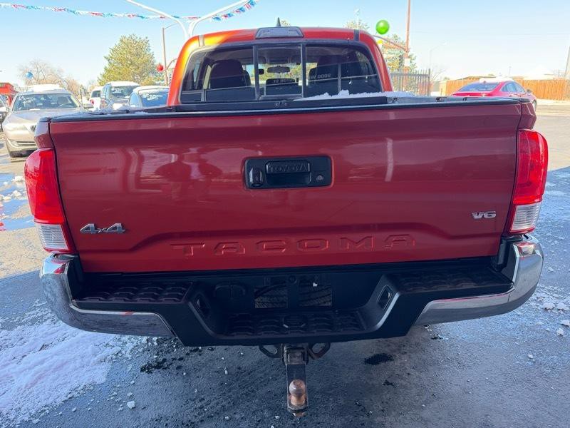 2016 Toyota Tacoma Image 4