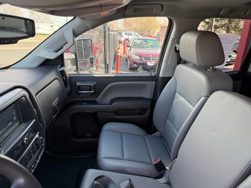 2019 Chevrolet Silverado 1500 Image 17