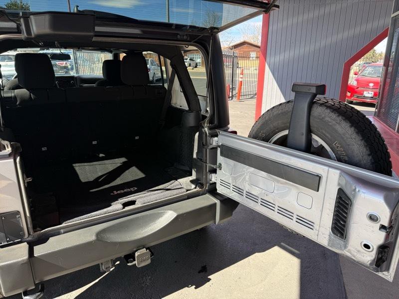 2015 Jeep Wrangler Image 5