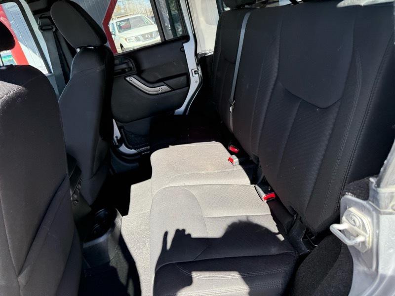 2015 Jeep Wrangler Image 29