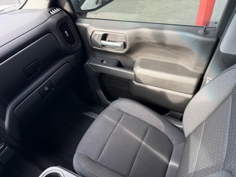 2019 Chevrolet Silverado 1500 Image 17