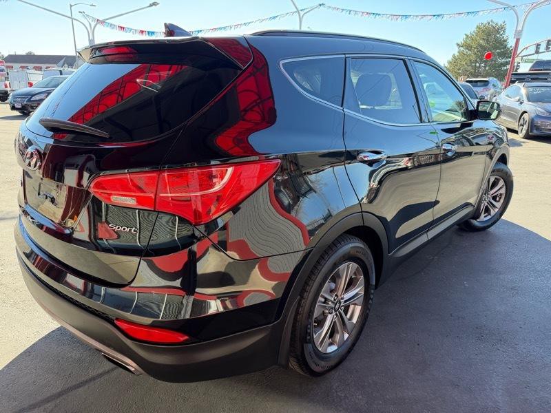 2015 Hyundai Santa Fe Image 7