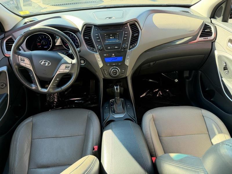 2015 Hyundai Santa Fe Image 15