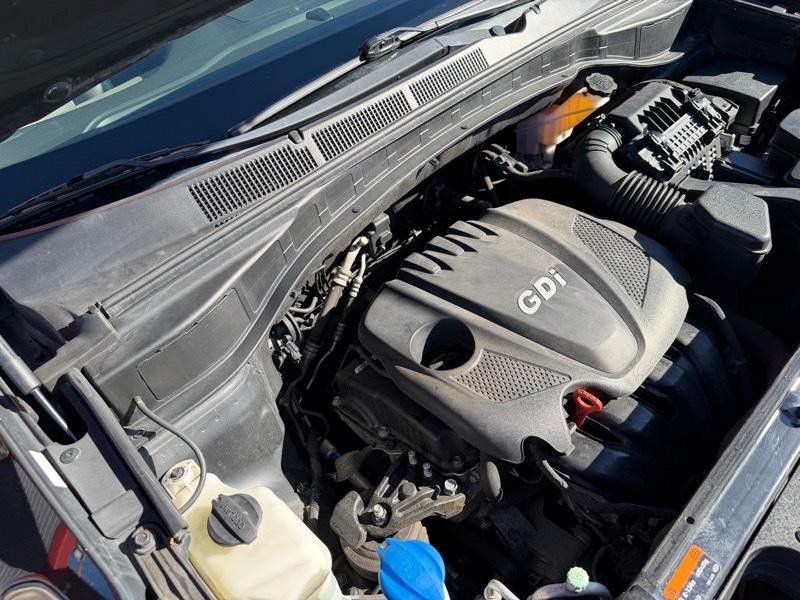 2015 Hyundai Santa Fe Image 28