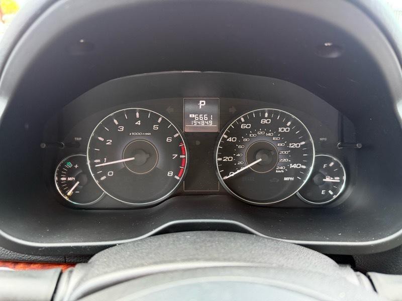 2011 Subaru Outback Image 21