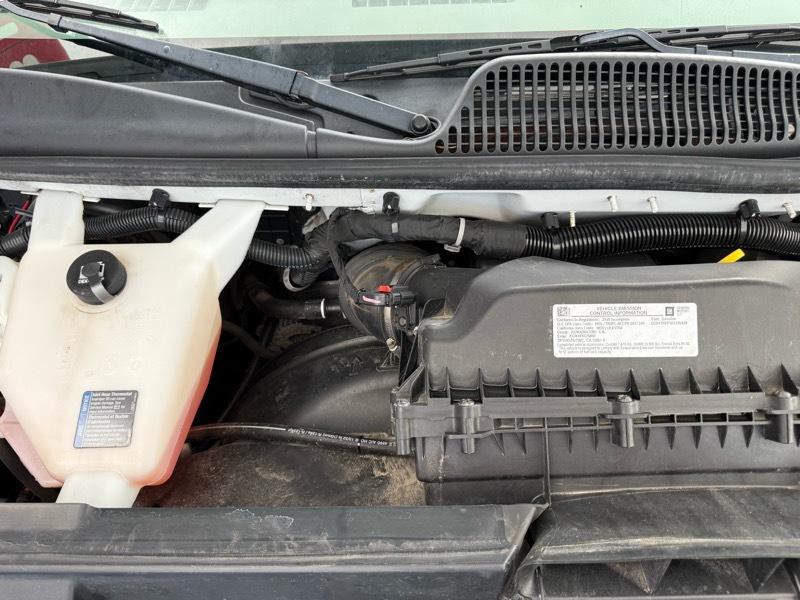 2019 GMC Savana Image 21