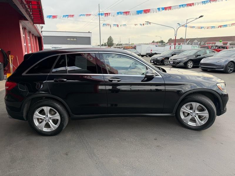 2016 Mercedes-Benz GLC-Class Image 7