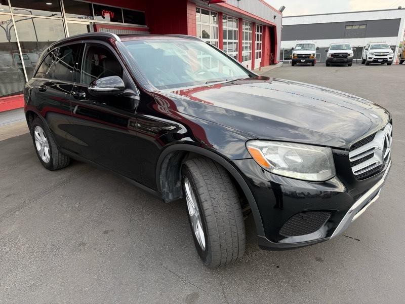 2016 Mercedes-Benz GLC-Class Image 8