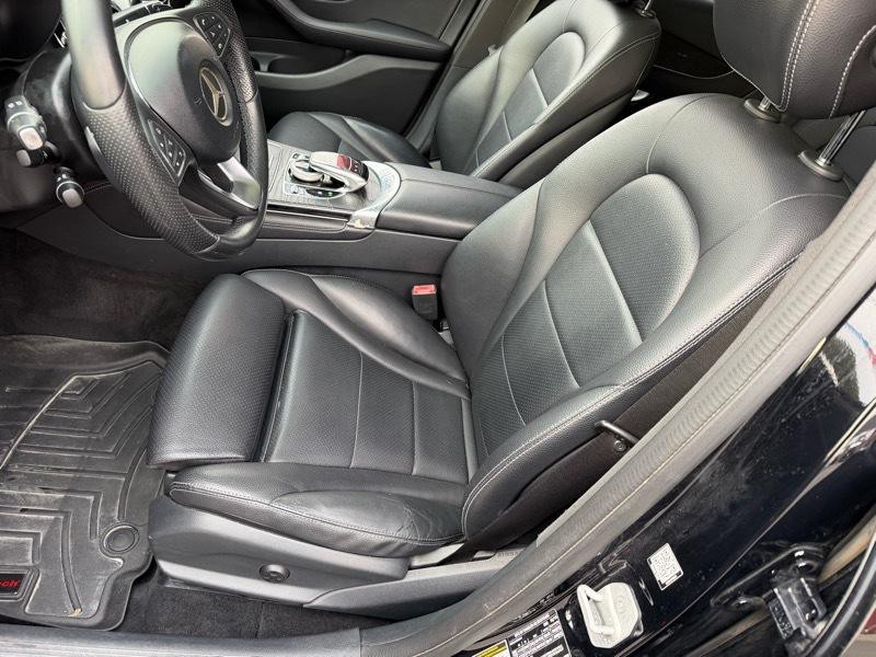 2016 Mercedes-Benz GLC-Class Image 13