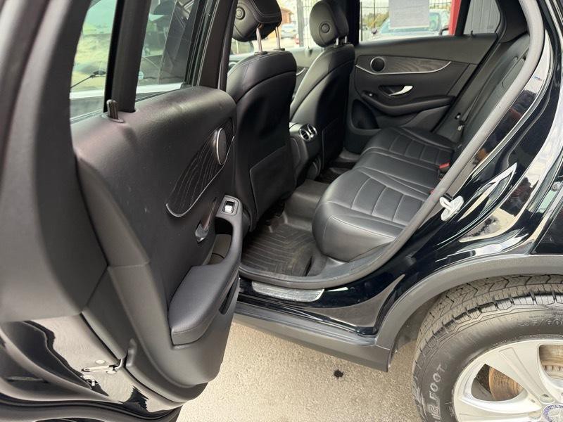 2016 Mercedes-Benz GLC-Class Image 22