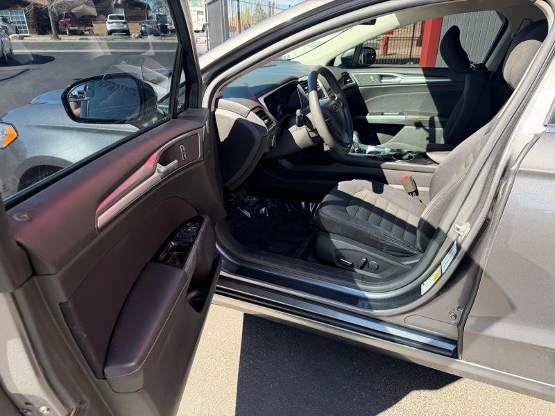 2014 Ford Fusion Image 10