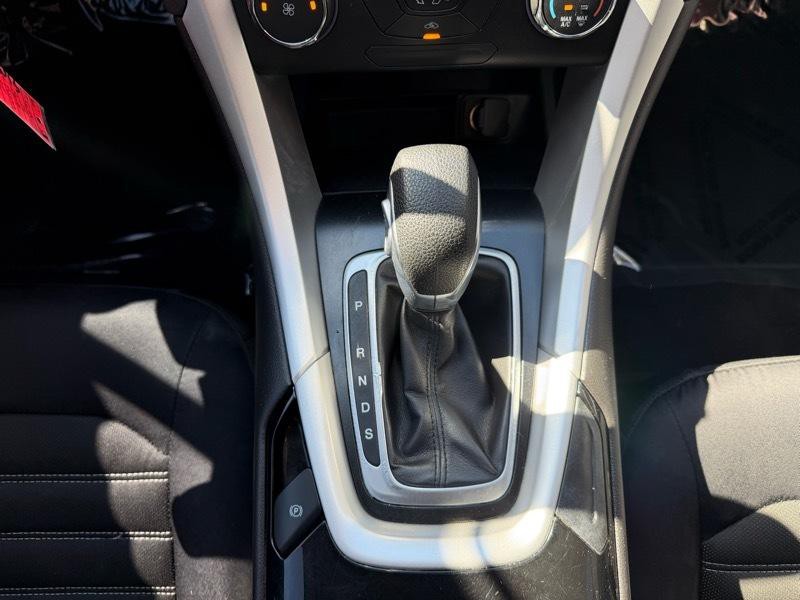 2014 Ford Fusion Image 16