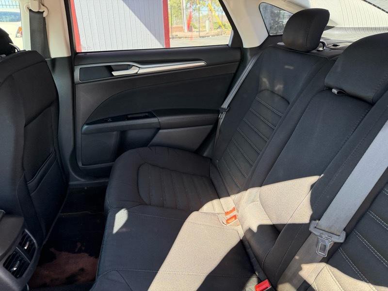 2014 Ford Fusion Image 22