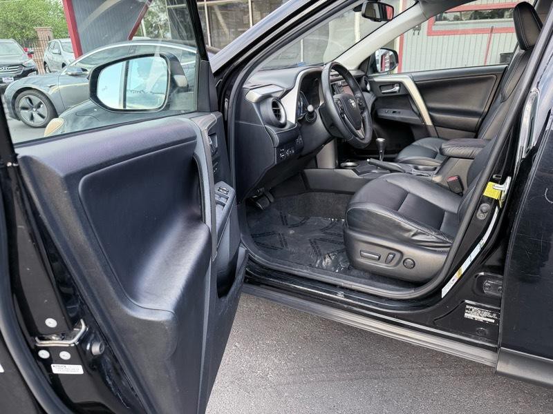 2014 Toyota Rav4 Image 9