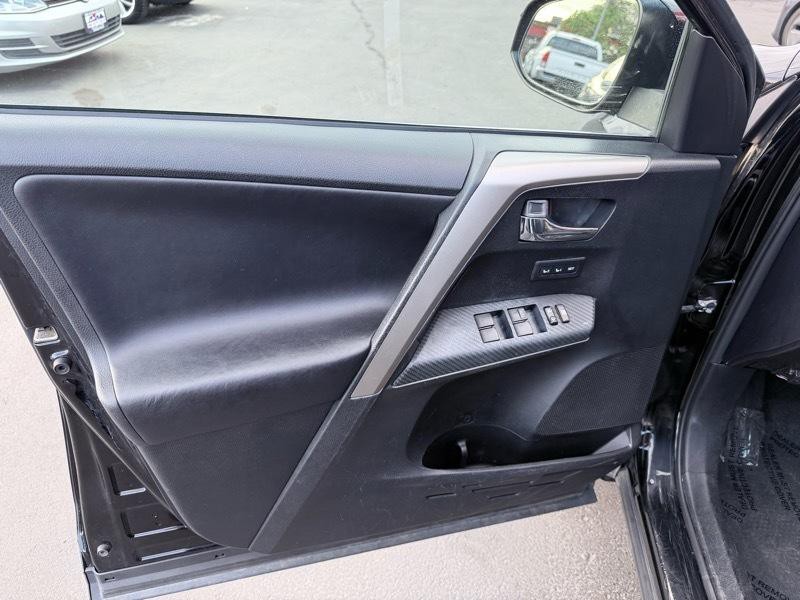 2014 Toyota Rav4 Image 10