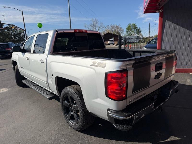 2015 Chevrolet Silverado 1500 Image 3