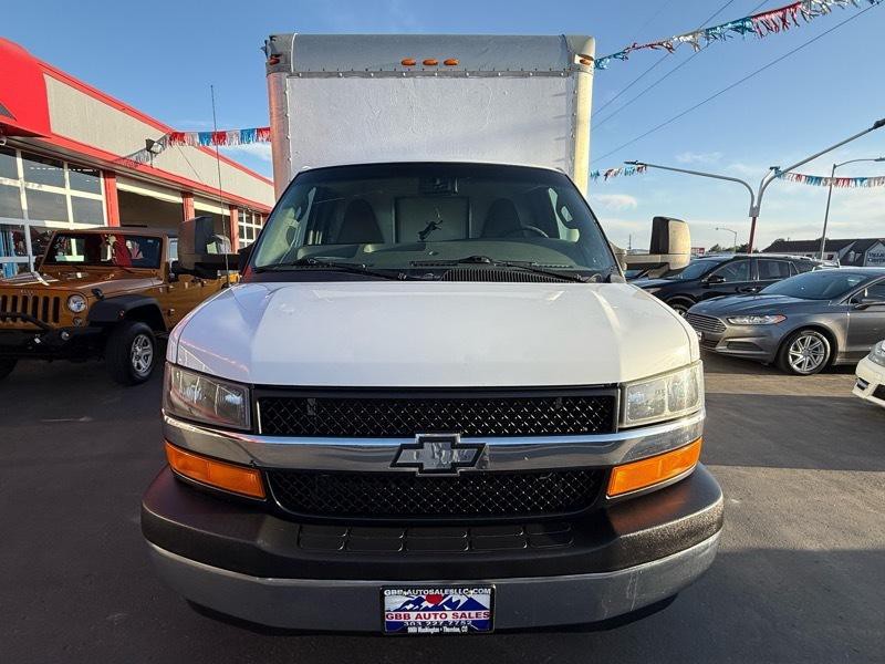 2017 Chevrolet Express Image 14