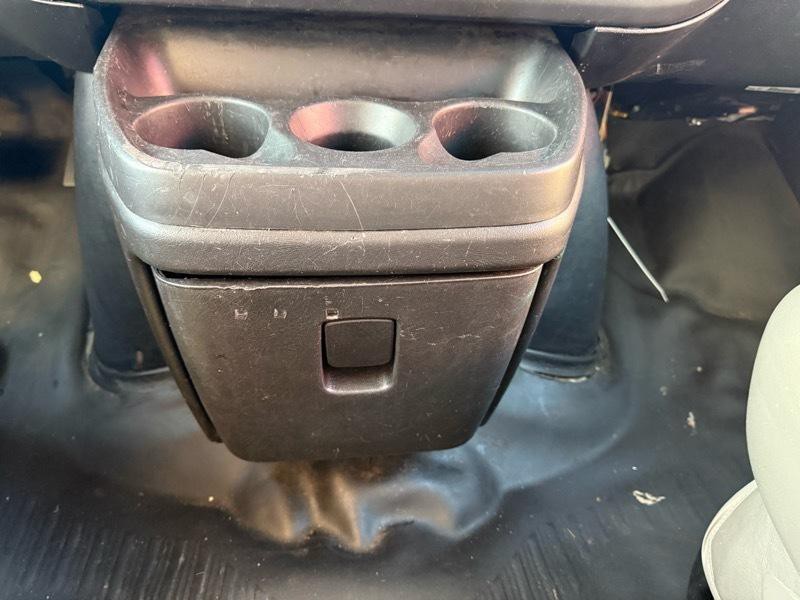 2017 Chevrolet Express Image 21