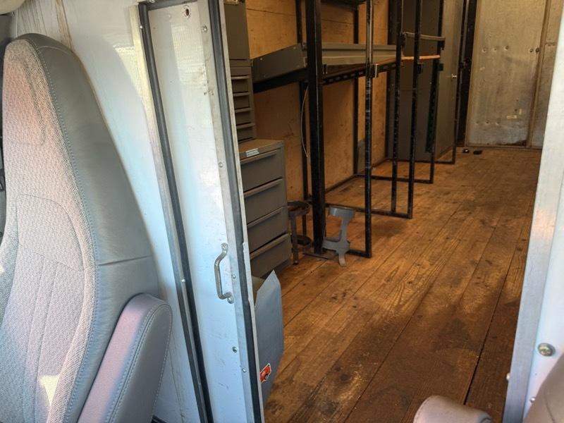 2017 Chevrolet Express Image 23