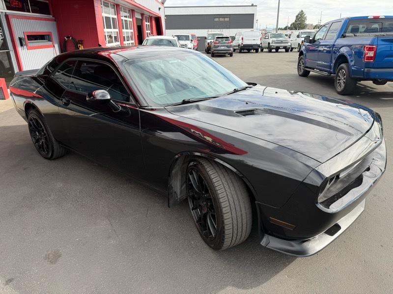 2013 Dodge Challenger Image 9