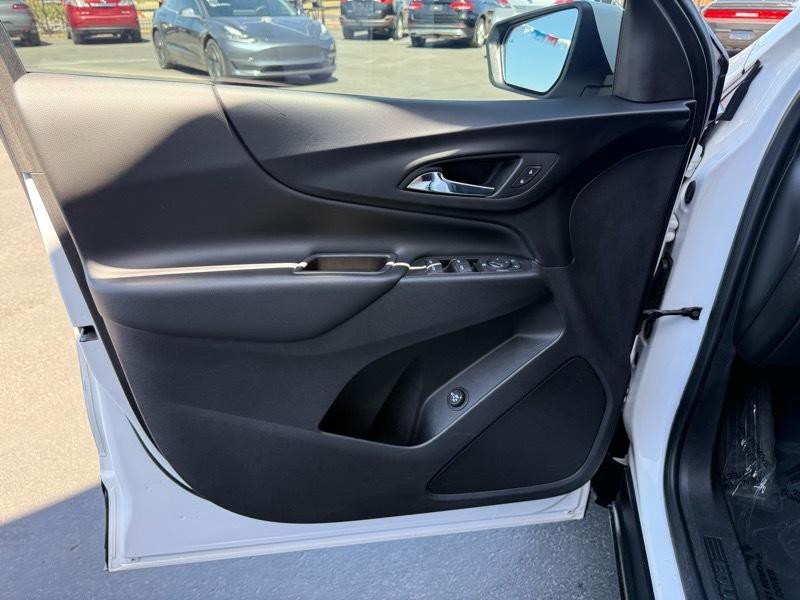 2020 Chevrolet Equinox Image 12
