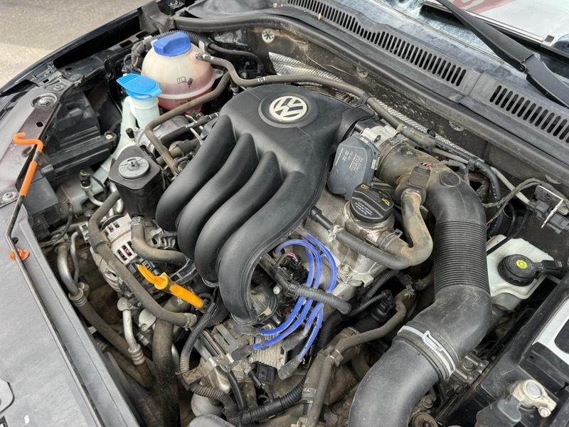 2012 Volkswagen Jetta Image 31