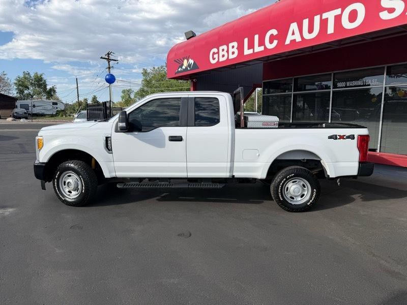 2017 Ford F-250 Image 2