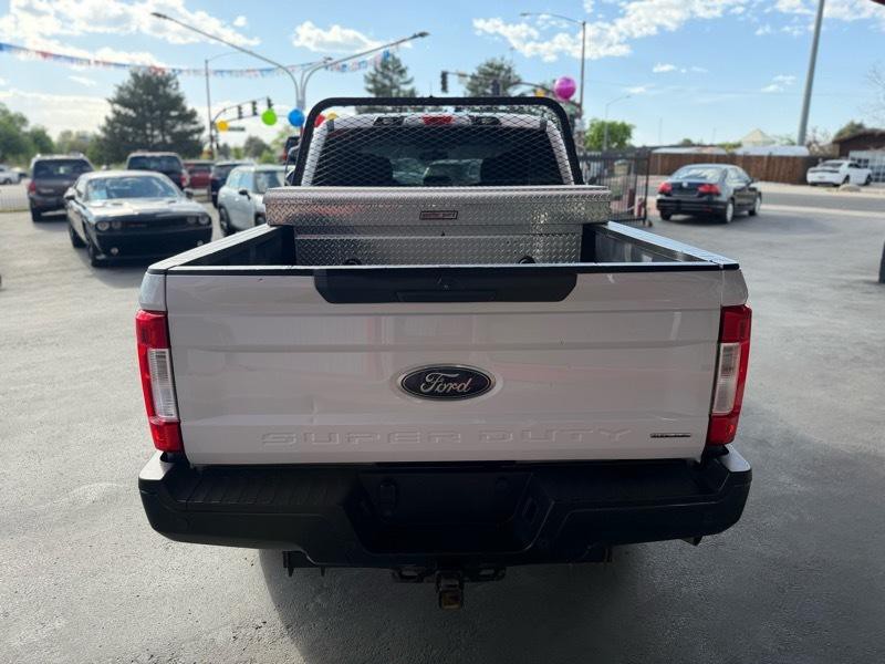 2017 Ford F-250 Image 4