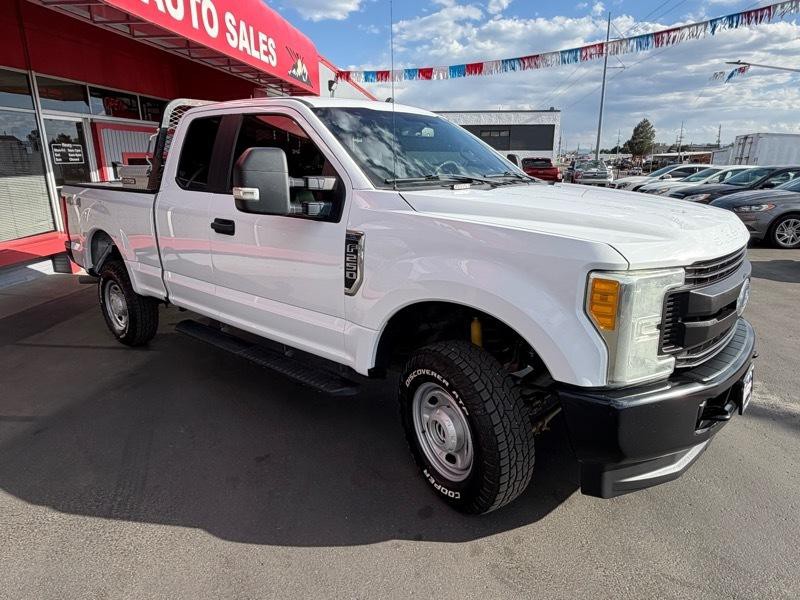 2017 Ford F-250 Image 9