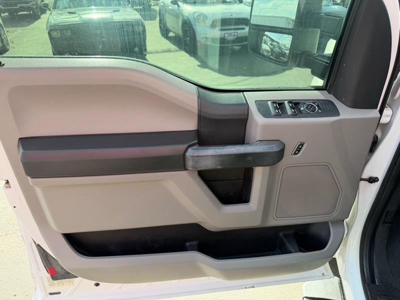 2017 Ford F-250 Image 12