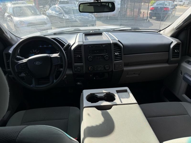 2017 Ford F-250 Image 15