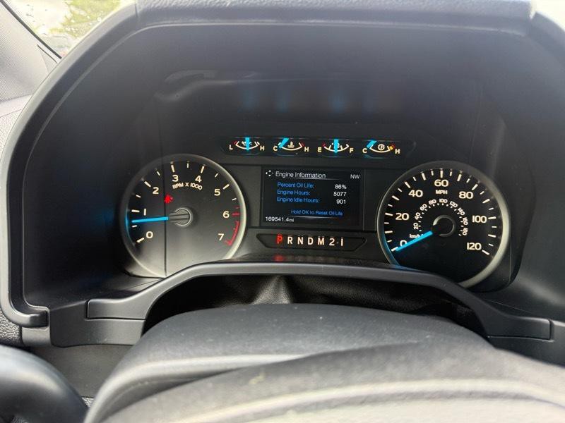 2015 Ford F-150 Image 24