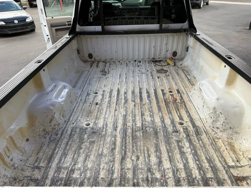 2010 Ford F-250 Image 6