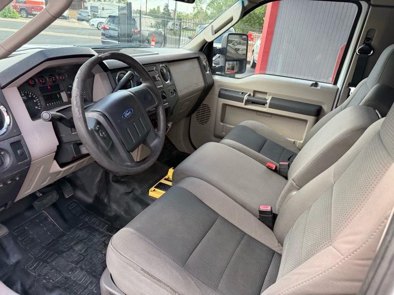 2010 Ford F-250 Image 14