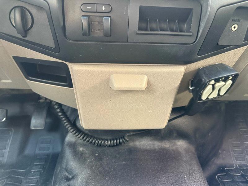 2010 Ford F-250 Image 18