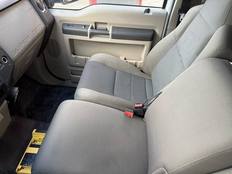 2010 Ford F-250 Image 20